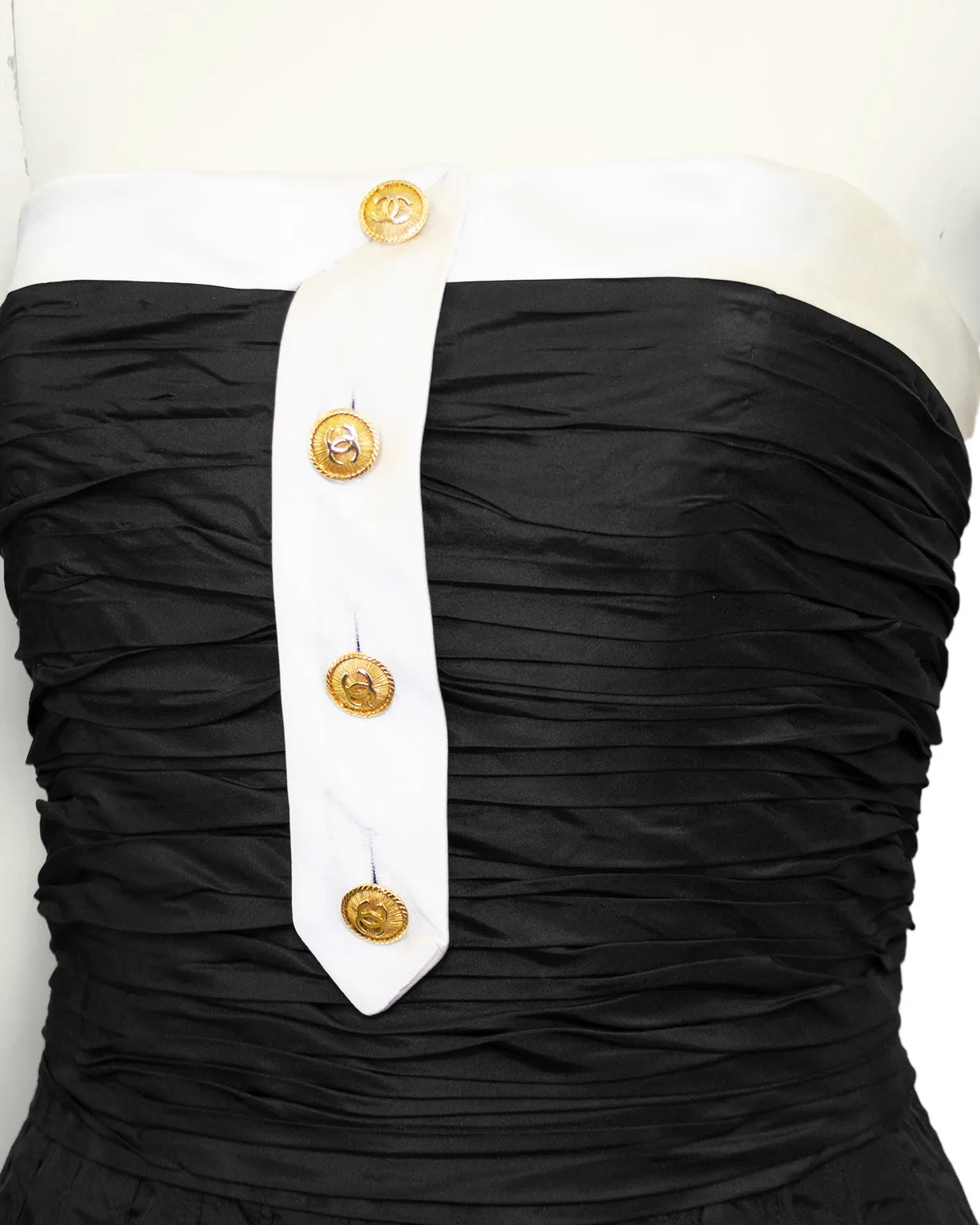 Autumn 1986 Runway Strapless Black Taffeta Tea Length Dress