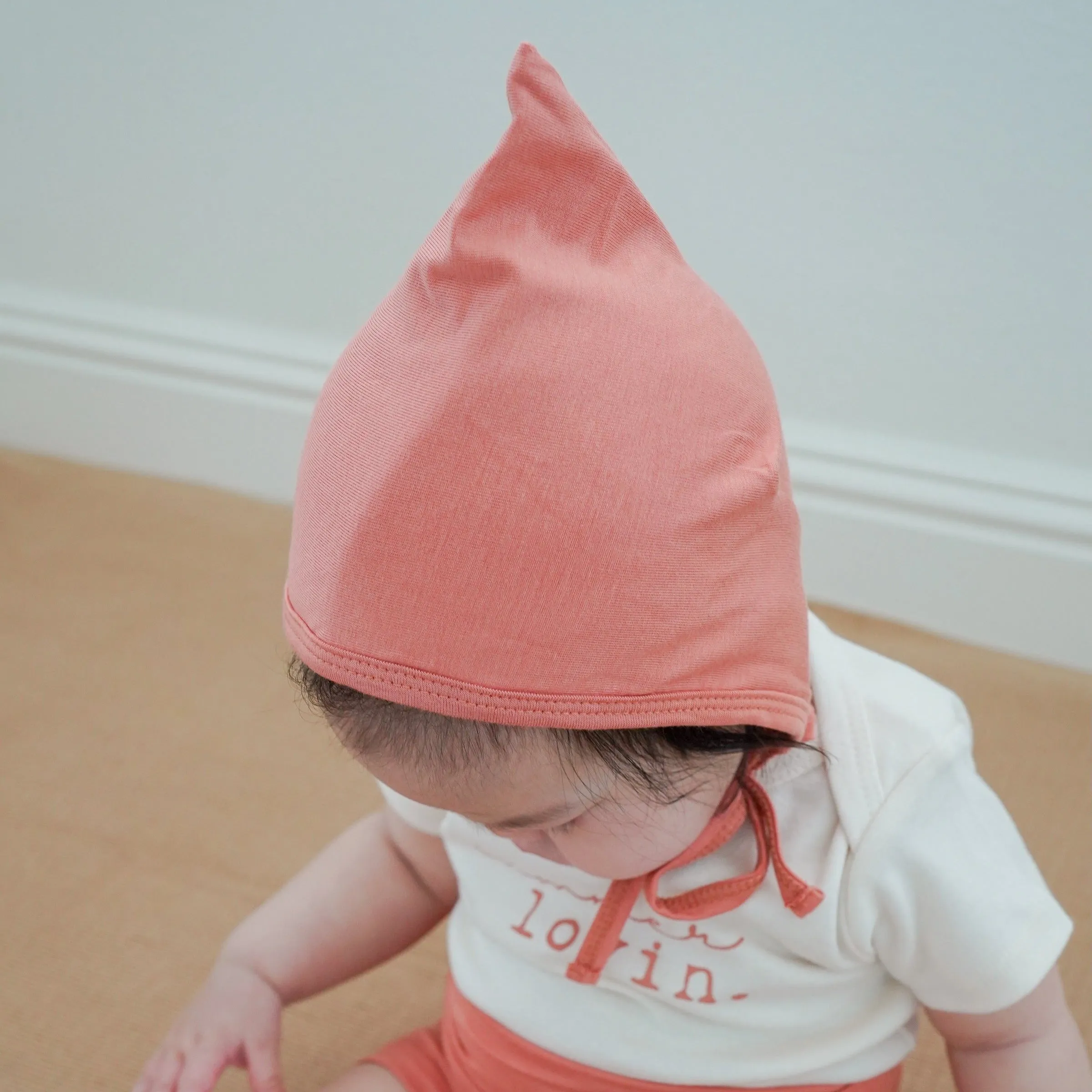 Bamboo Pixie Bonnet - Coral