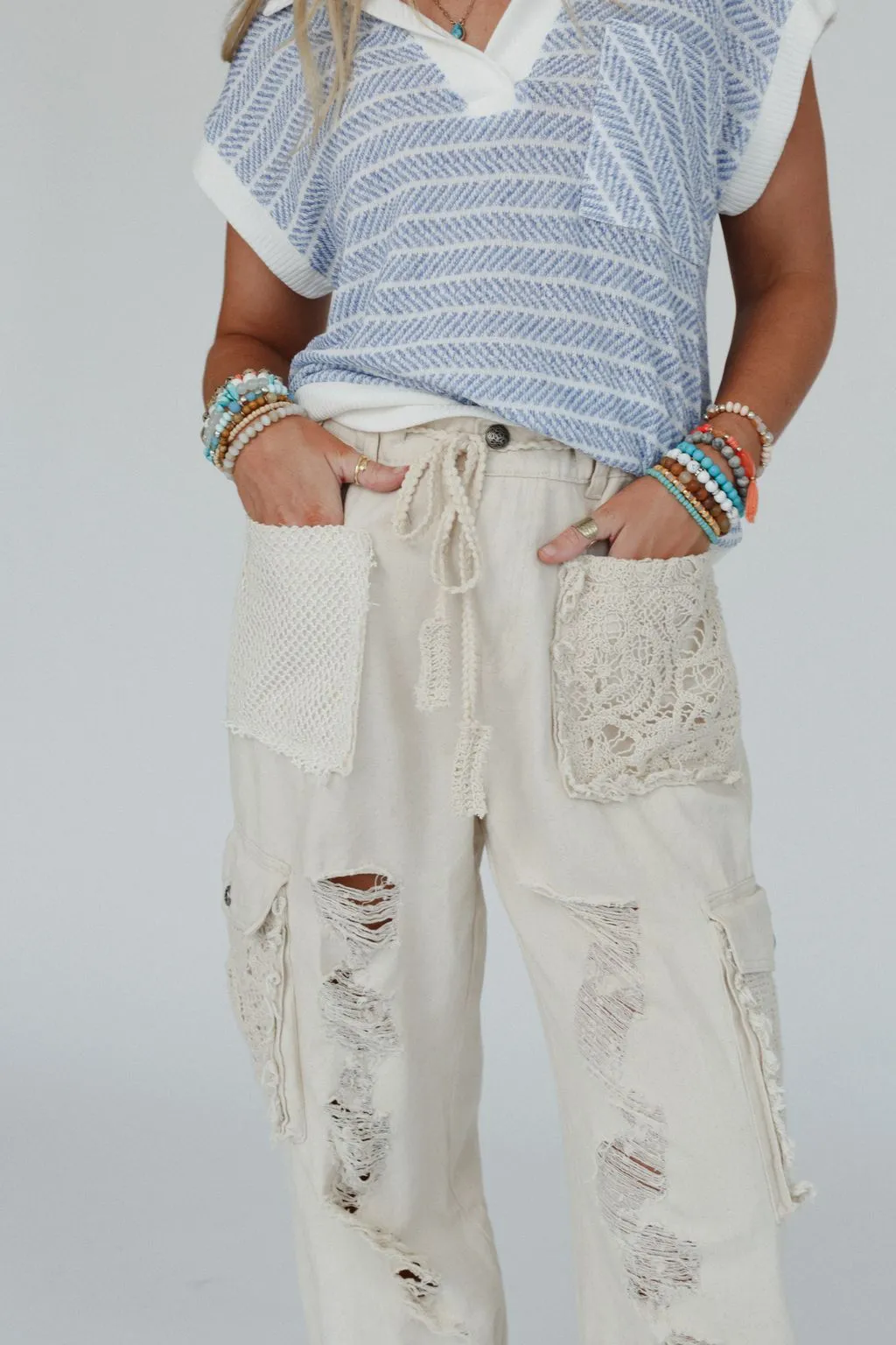 City Sky Distressed Pants - Oat