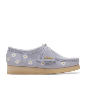 Clarks Women's Wallabee in Cloud Grey Emb Clarks Women's Wallabee in Cloud Grey Emb