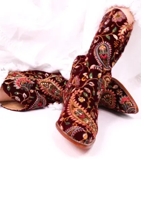 EMBROIDERED VELVET PAISLEY PATTERN COWBOY BOOTS DARIA EMBROIDERED VELVET PAISLEY PATTERN COWBOY BOOTS DARIA