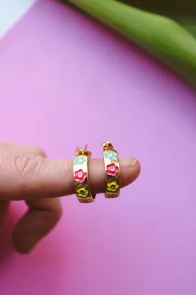 Flower Hoops Mini- Gold Flower Hoops Mini- Gold