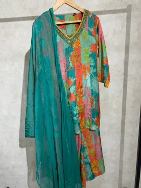 GREEN PRINTED PALLAZO SET GREEN PRINTED PALLAZO SET