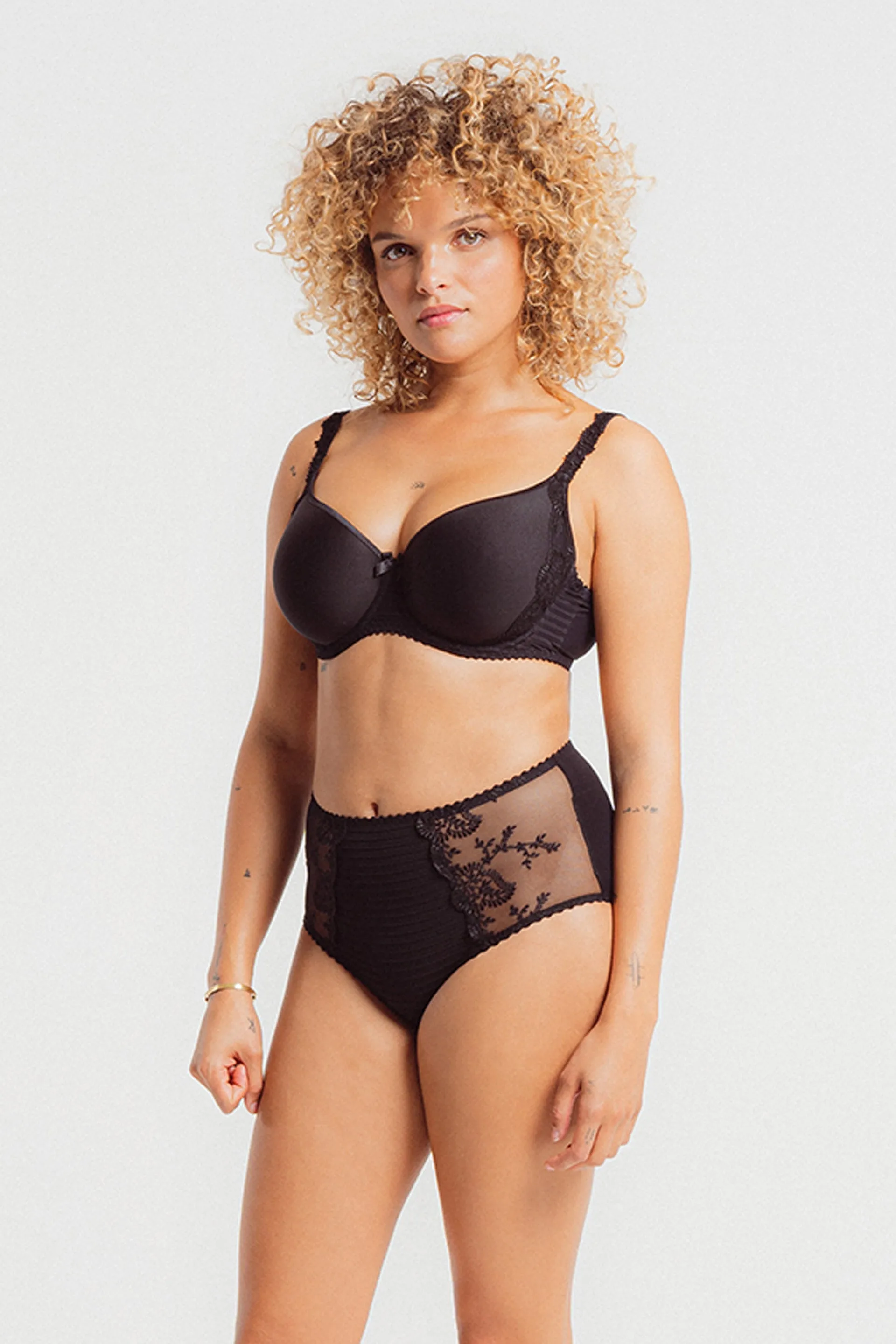 Élise High Waisted Brief Black