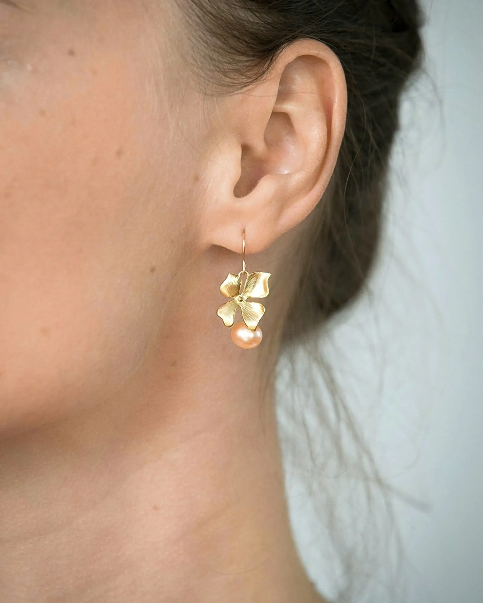 Mini Floral Pearl Earrings