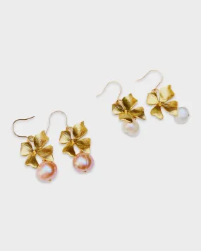 Mini Floral Pearl Earrings Mini Floral Pearl Earrings
