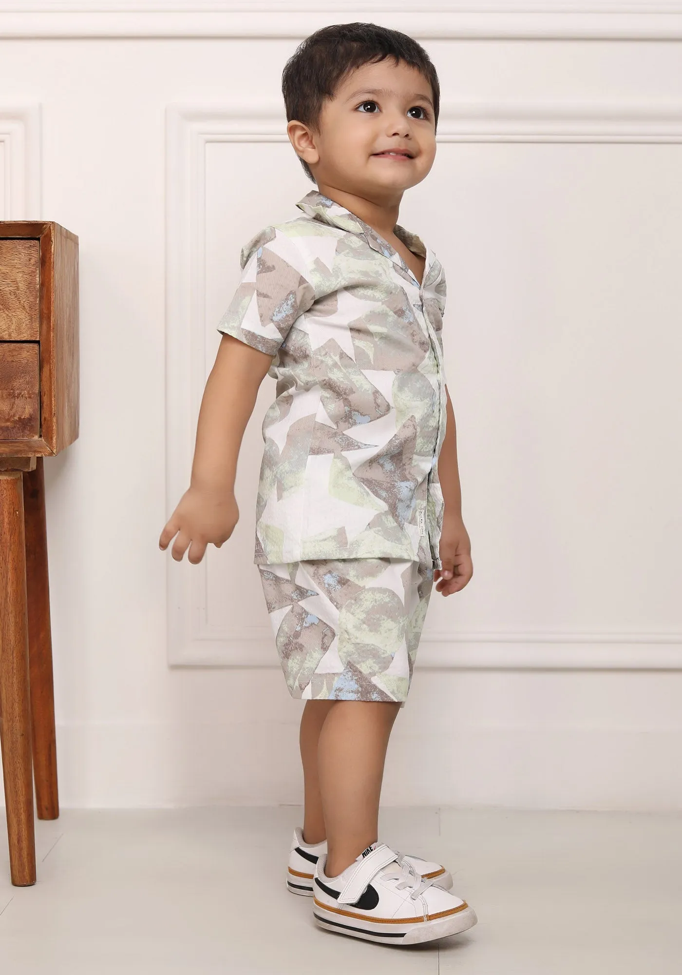 Polka Tots Cotton Half Sleeves Shirt With Shorts/Co-ord - White