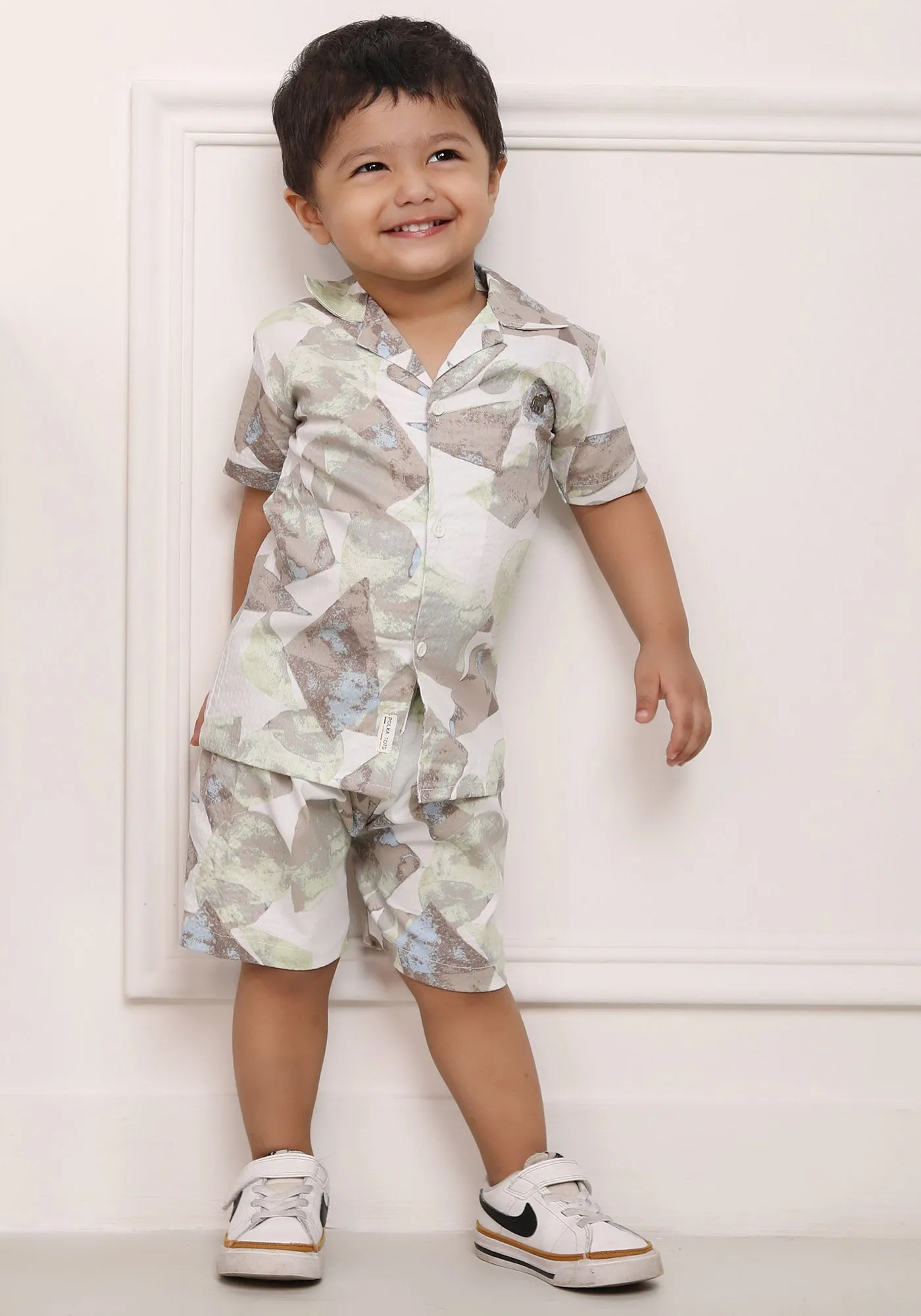 Polka Tots Cotton Half Sleeves Shirt With Shorts/Co-ord - White