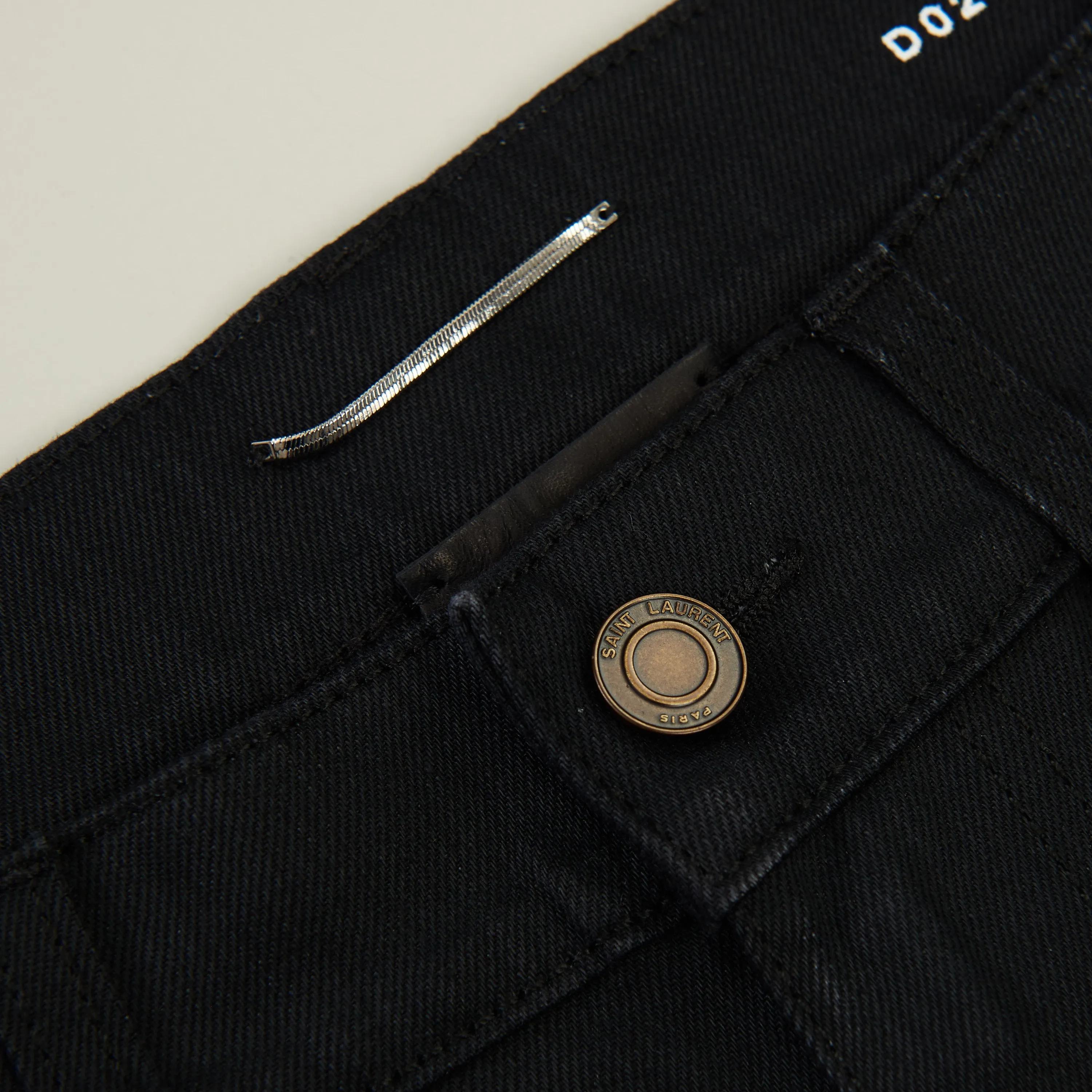 Skinny Jeans In Used Black Denim